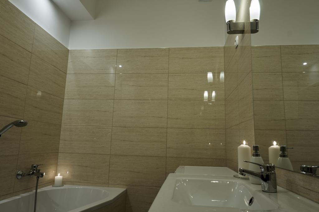 Karolyi Garden | Hostaid Apartment Будапеща Екстериор снимка