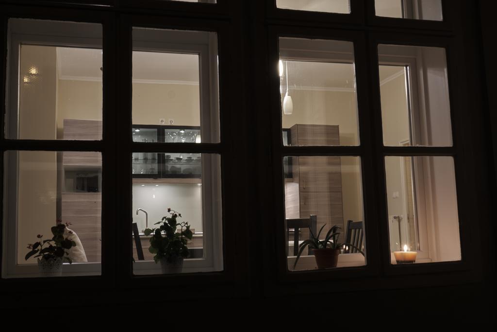 Karolyi Garden | Hostaid Apartment Будапеща Екстериор снимка